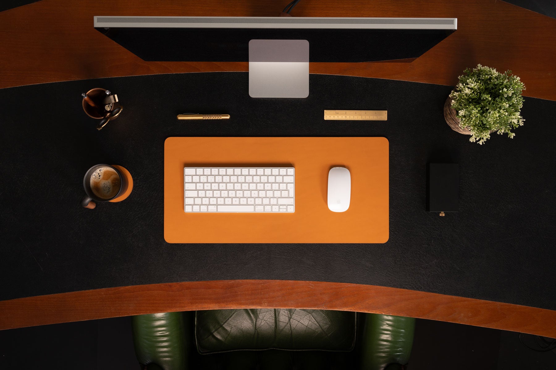 Tan full-grain leather desk pad — personalised — CarveOn, made in Ireland#Color_Tan