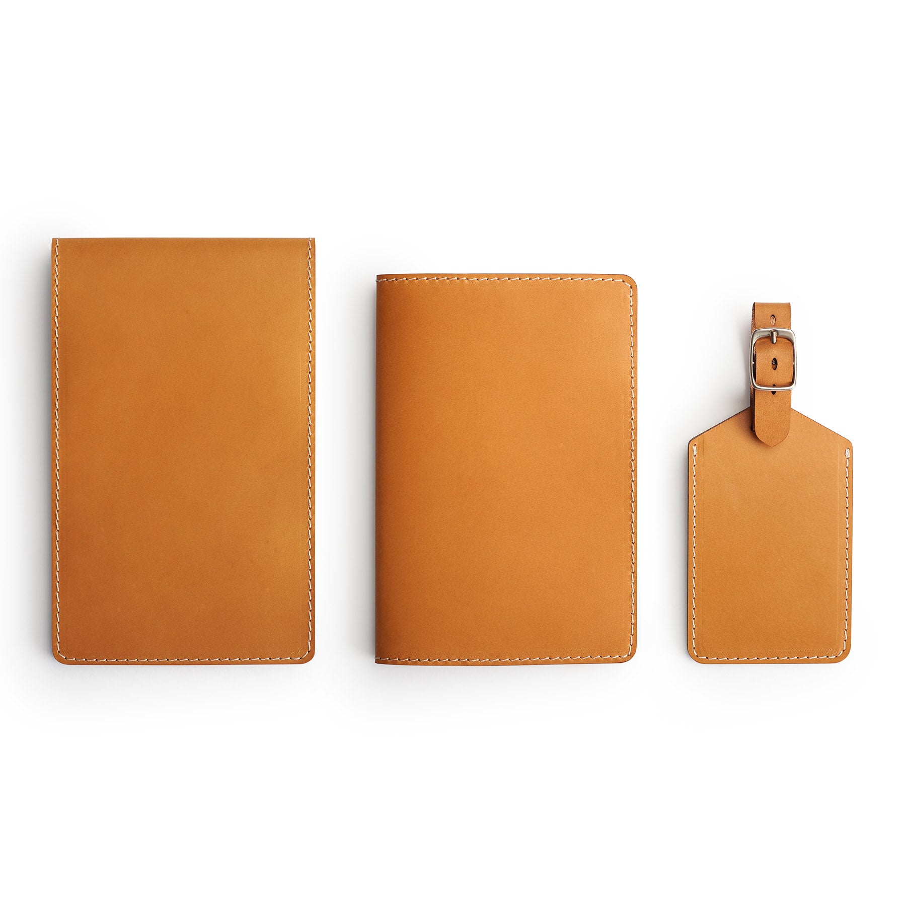 Tan leather golf gift set, flat lay — personalised — CarveOn, handmade in Ireland#Color_Tan
